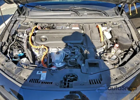 2024 Honda Accord Touring Hybrid z USA, uszkodzony, nr VIN 1HGCY2F85RA055552